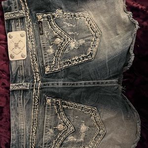 Size 34 miss me shorts